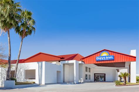 hotel days inn piedras negras.